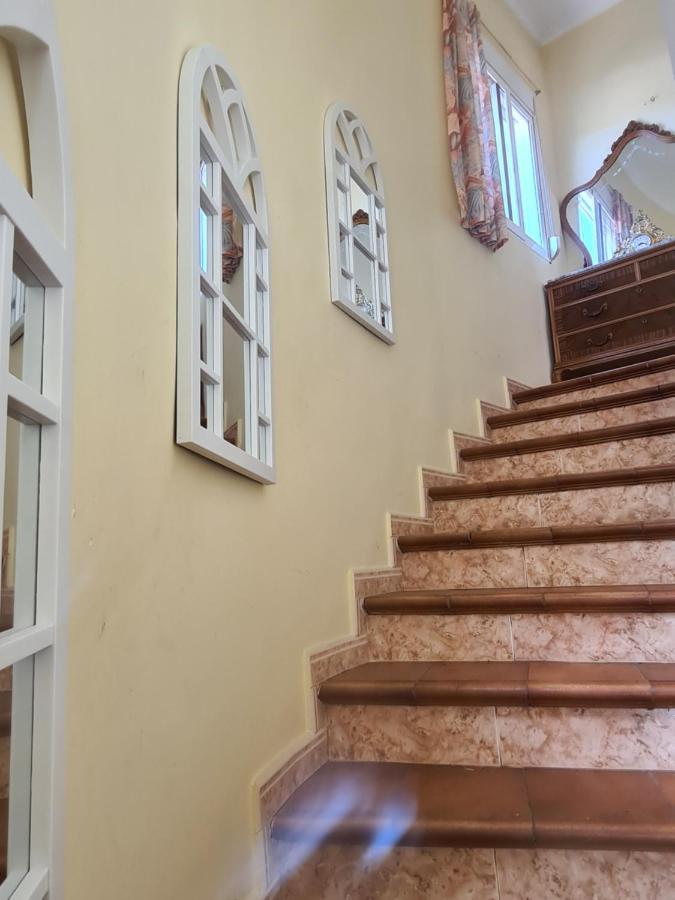 Vila Chateau Angelique Montroy Exteriér fotografie