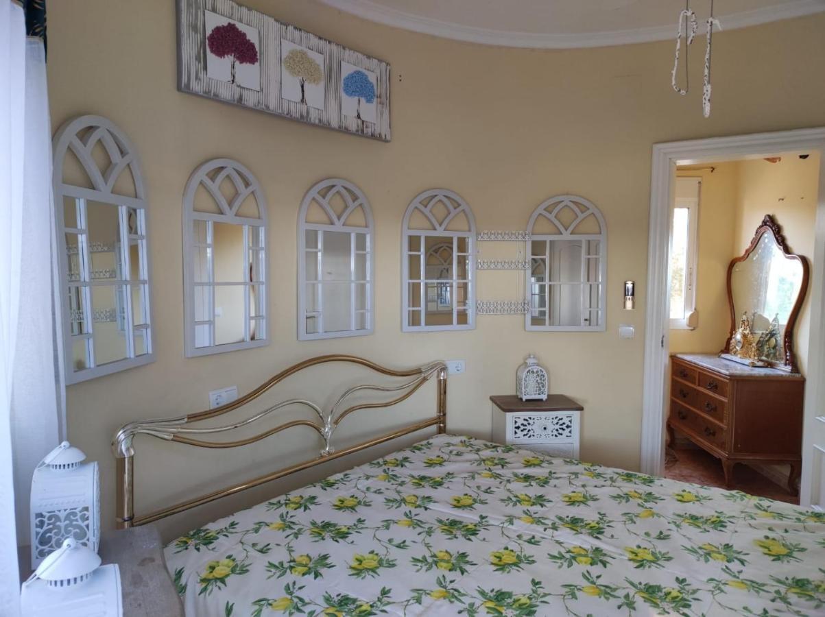 Vila Chateau Angelique Montroy Exteriér fotografie